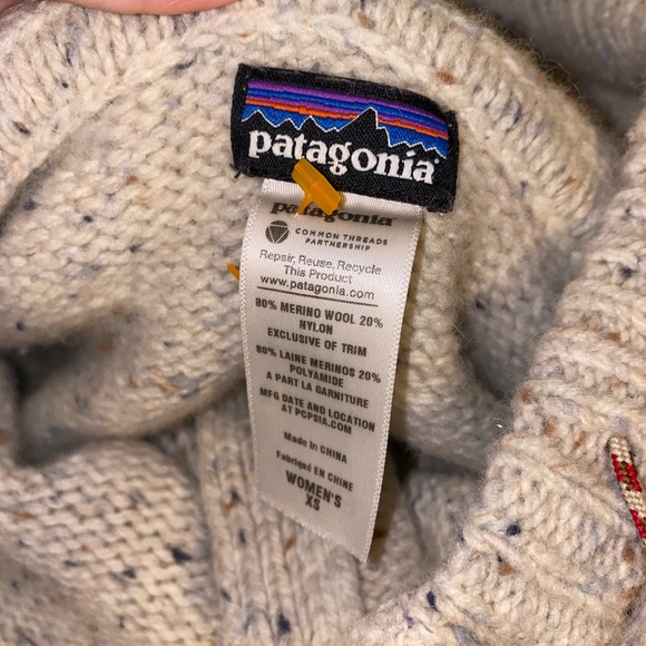 Patagonia Ranchito Hooded Long Sleeve Sweater - Picture 8 of 8